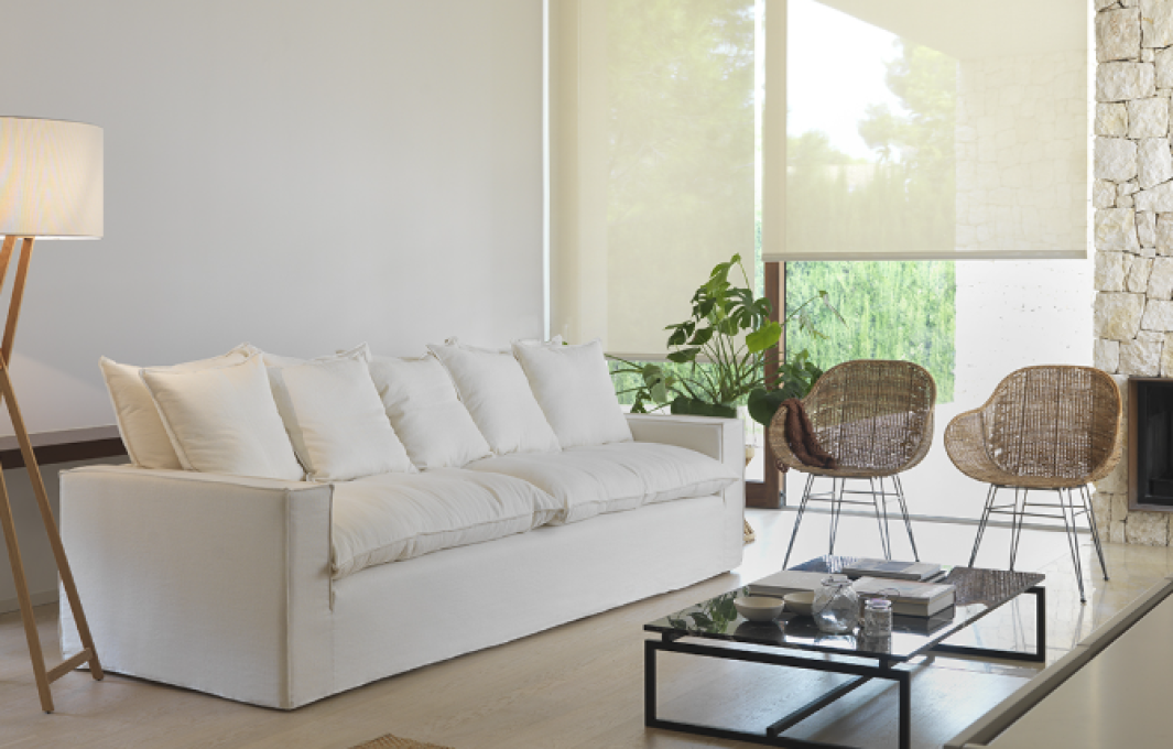 Ergonomía en el diseño contract: claves para sofás, sillas y butacas en hostelería